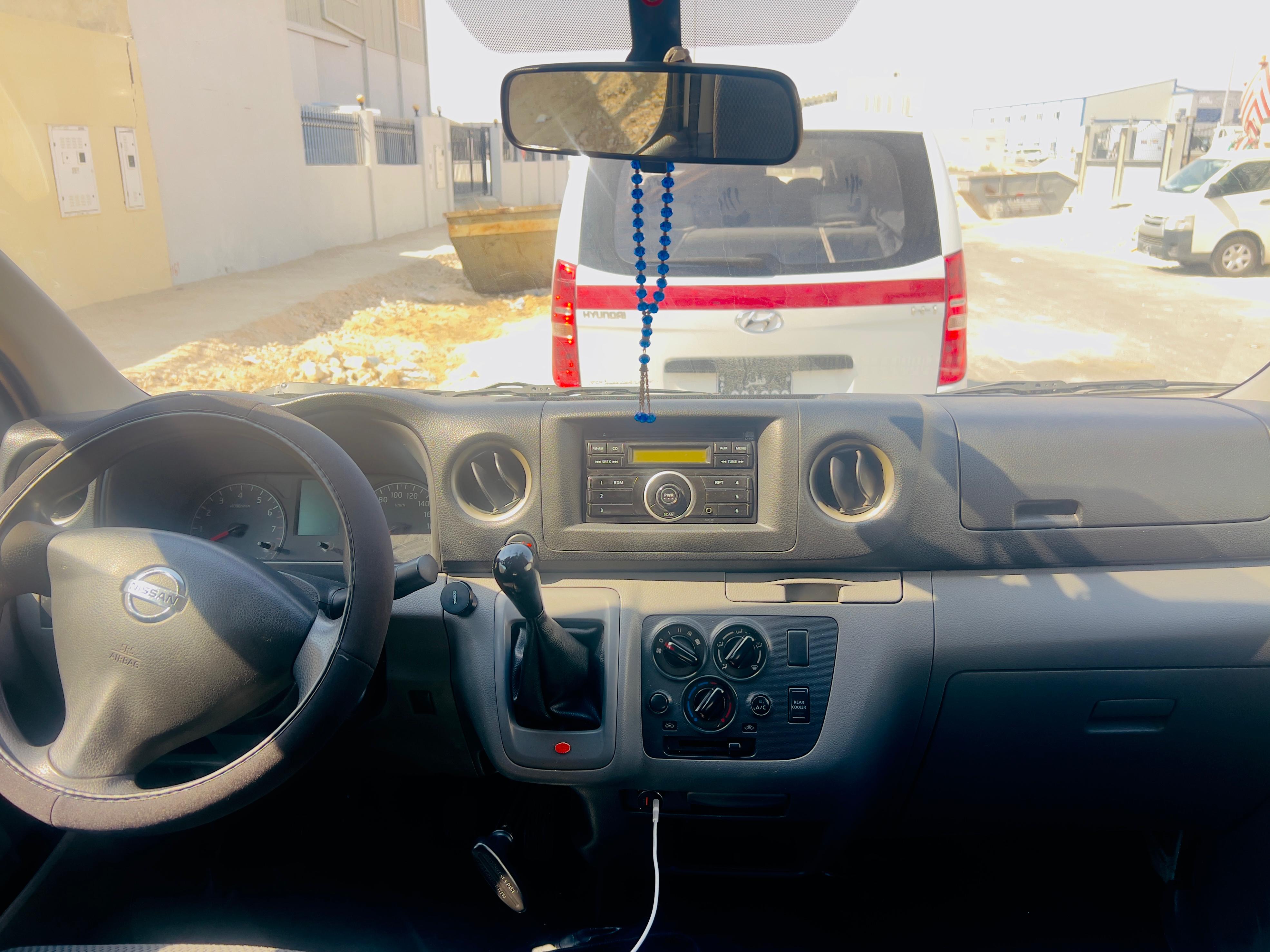 Nissan Urvan 2015